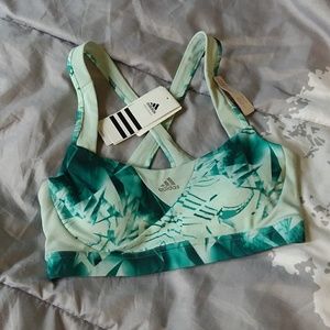 XSOLDX NWT Adidas Sports Bra